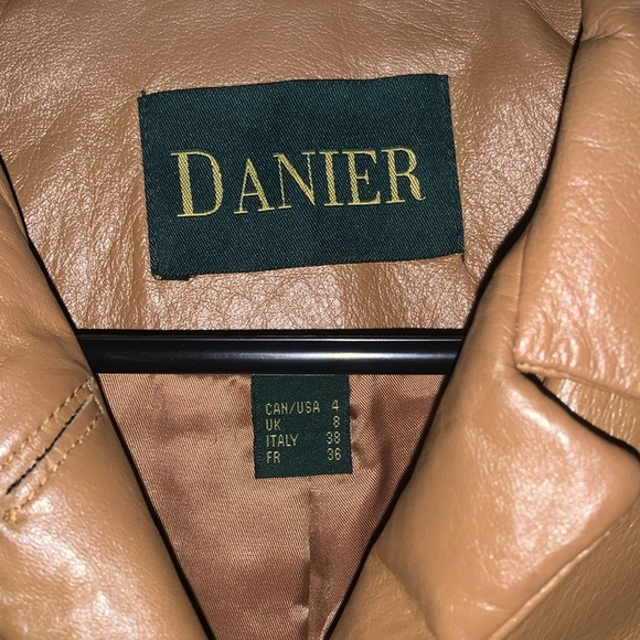 Danier Leather Jacket - Crop - Picture 2 of 6